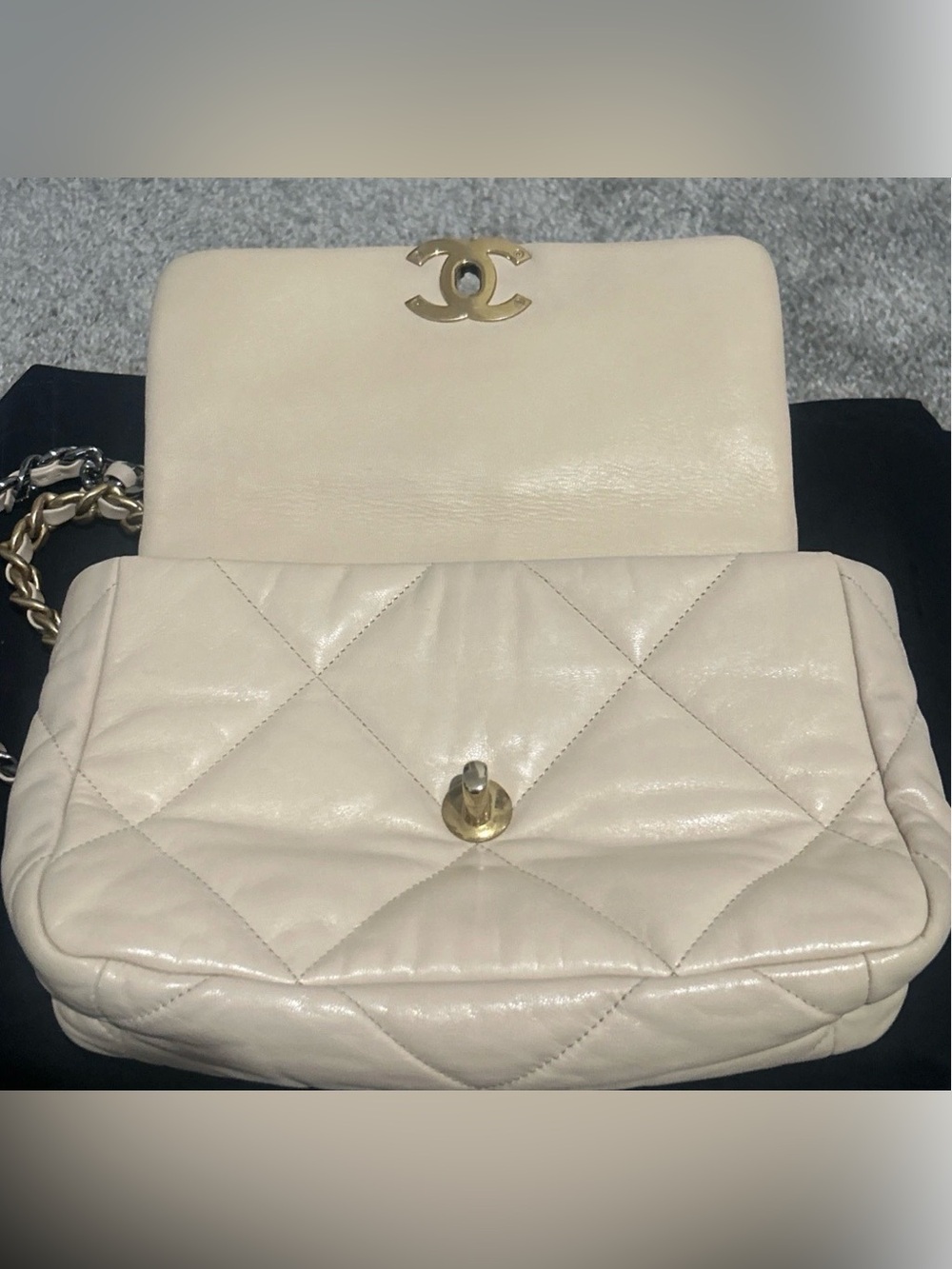 CHANEL Chanel 19 Small Medium 2Way Shoulder Crossbody Bag Lambskin Leather Beige - Picture 10 of 15